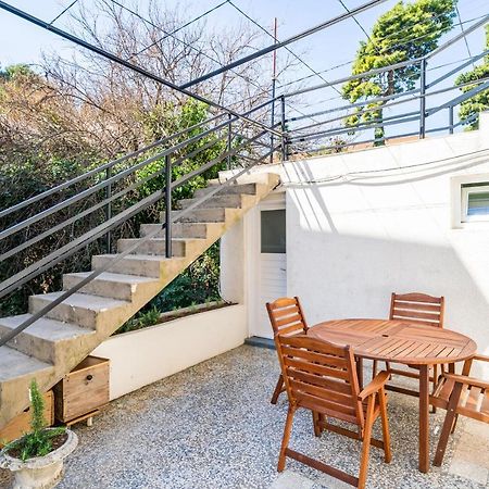 Central Apartment With Terrace Dubrovnik Eksteriør billede